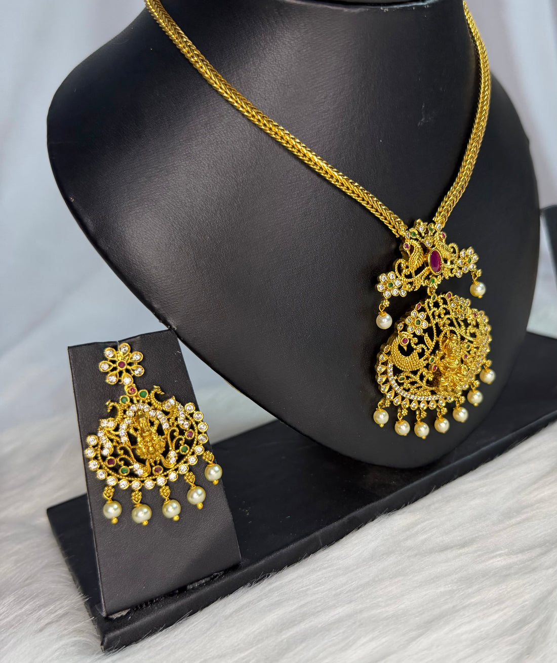 Neck set of goddess Lakshmi