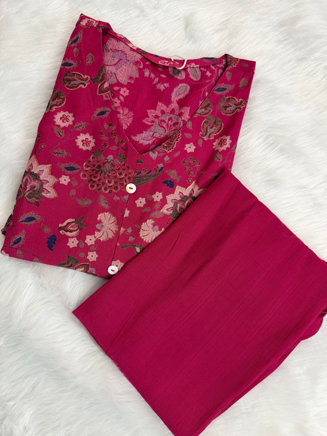 Rani Pink Floral printed set of 2 pcs