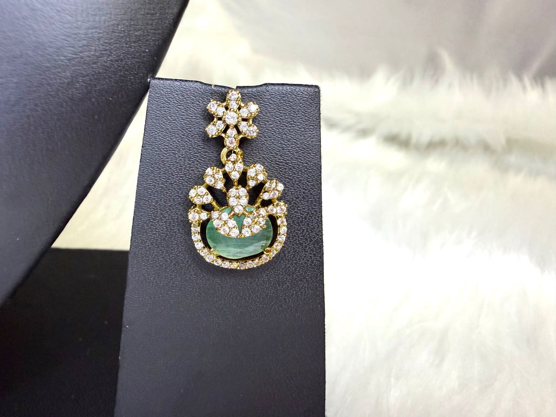 Elegant Green Stone Gold-Plated Necklace Set with Crystal Detailing