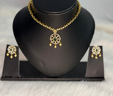 Elegant Green Pendant Gold-Plated Necklace Set with Pearl Drops