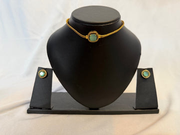 Gold-toned choker necklace